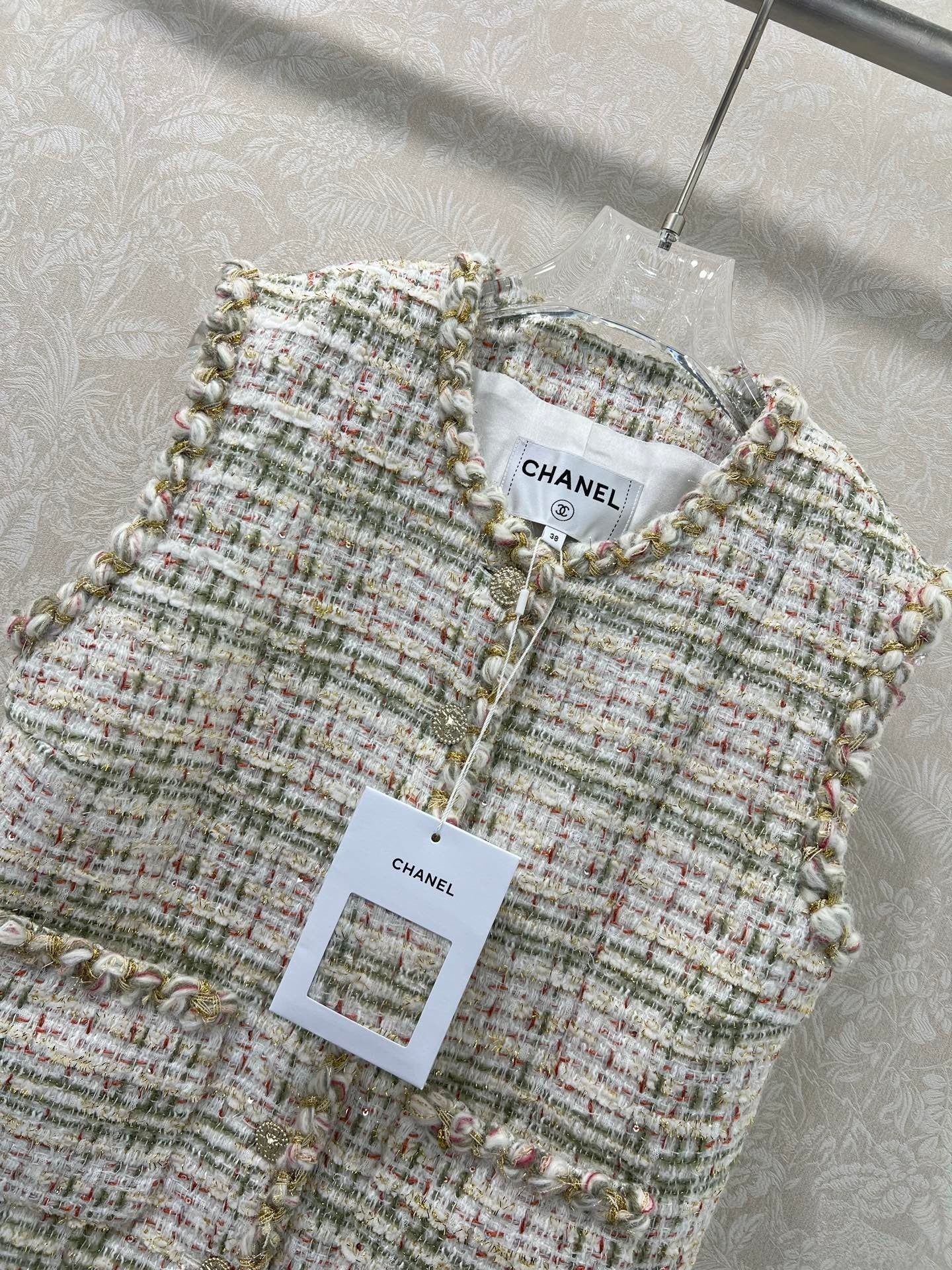 25 new dress with hem vest