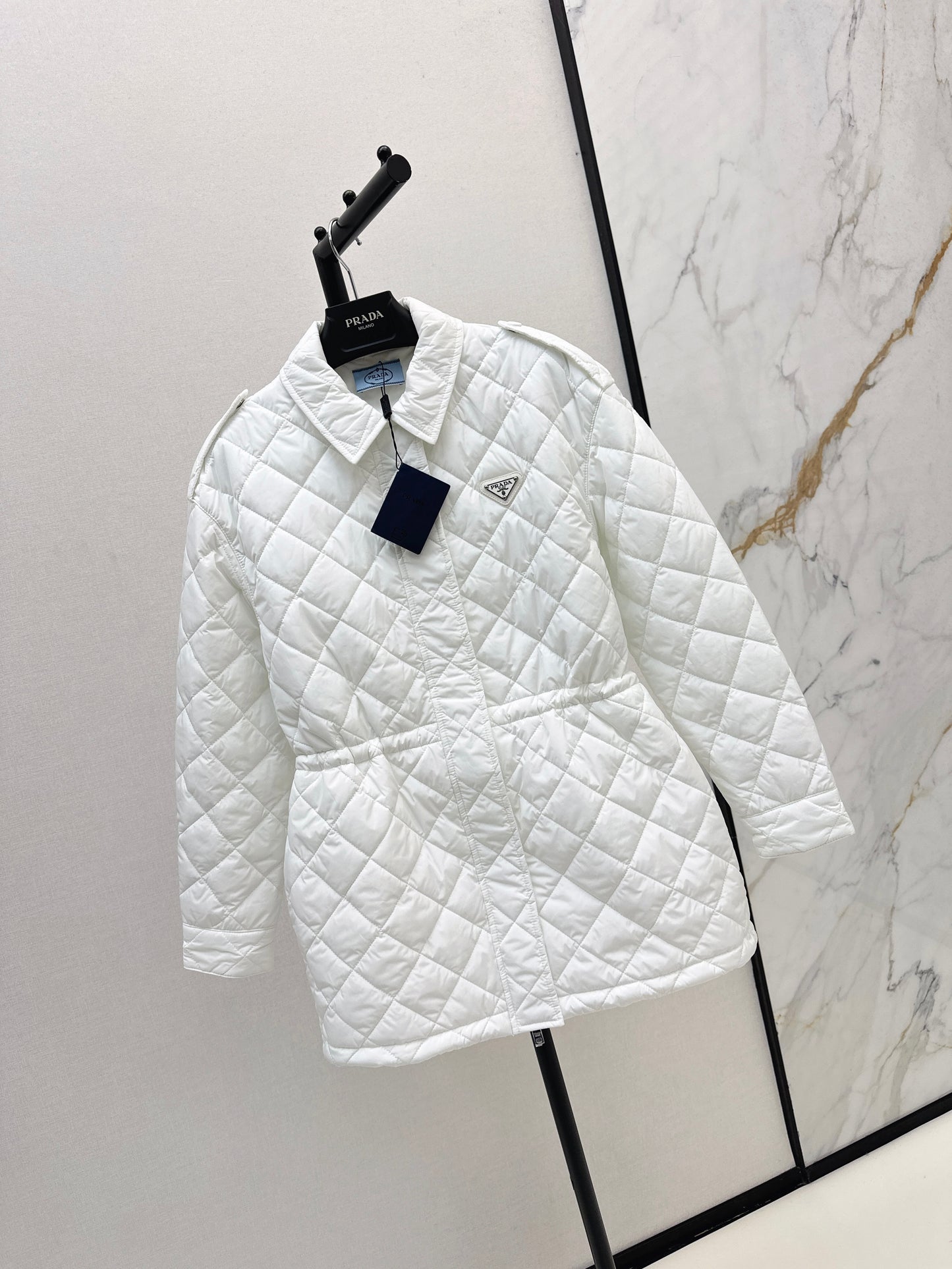 The latest double-sided diamond shaped quilted cotton jacket for autumn and winter