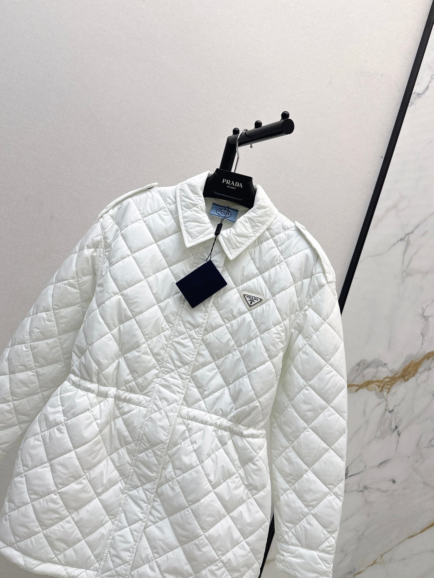 The latest double-sided diamond shaped quilted cotton jacket for autumn and winter
