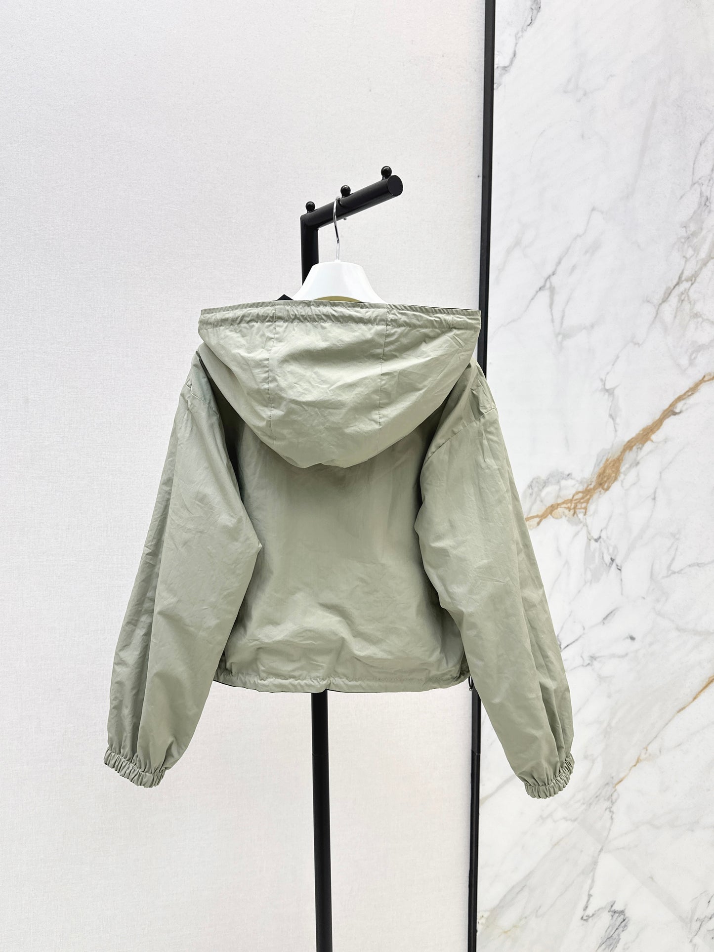 The latest autumn and winter style striking jacket